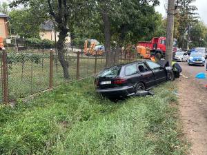 Grav accident, cu două victime inconștiente, la ieșirea din Suceava spre Adâncata