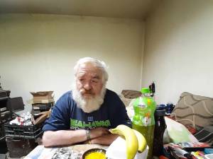 Peste 20 de bătrâni vulnerabili din Câmpulung Moldovenesc au nevoie în continuare de „prânzul de sâmbătă”, au nevoie de susținerea comunității