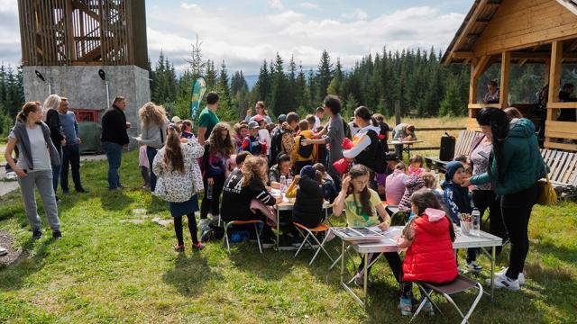 La Centrul de Vizitare al Parcului Național Călimani a fost lansat primul tur ghidat audio din destinația de ecoturism Țara Dornelor