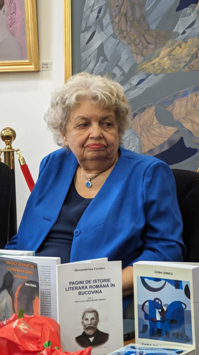 Scriitoarea Doina Cernica