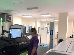 Noile echipamente din laboratorul robotizat al Dorna Medical Suceava