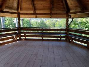 „Foișorul bunicilor cu dor”, de la Căminul pentru Persoane Vârstnice Solca, va fi inaugurat astăzi