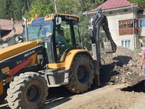 Lucrari la infrastructura de apa si canalizare