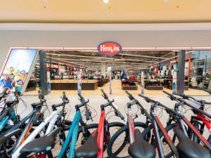 Hervis completează galeria de retaileri sportivi din Iulius Mall Suceava