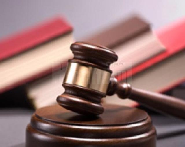 10 ani de închisoare pentru că a tâlhărit și violat un alt bărbat