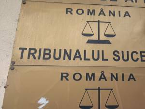 Judecător de la Tribunalul Suceava, dus la audieri într-un dosar în care sunt acuzații multiple, inclusiv de corupție