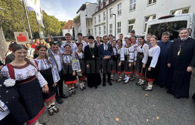 Grupul vocal-tradițional „Ai lui Ștefan, noi oșteni” in  Germania