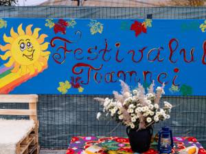 Grădinița „La Piticul Vesel” a organizat Festivalul Caritabil de Toamnă