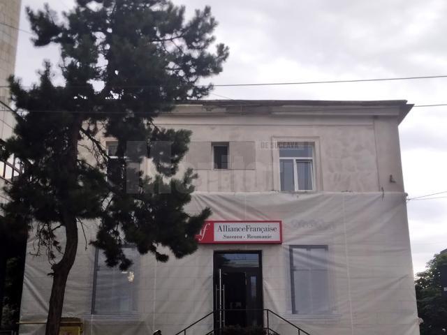 Înscrieri pentru susţinerea examenelor de evaluare DELF/DALF adulţi, organizate de Alianța Franceză din Suceava