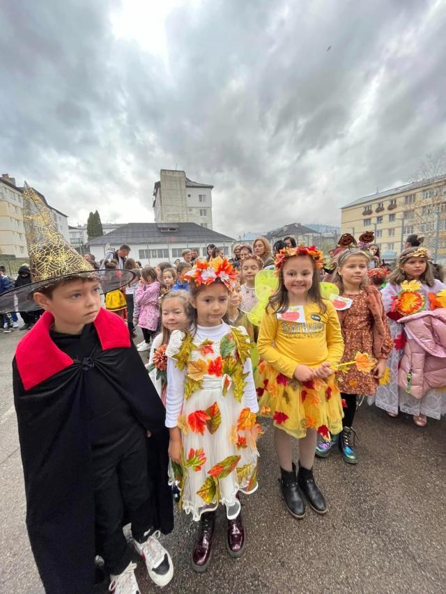 Festivalul Toamnei, la Școala Nr. 2 Vatra Dornei