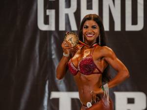 Roxana Rață, din Suceava, a câștigat categoria Bikini Open