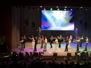 „Dance Fever”, la Balul Bobocilor de la Liceul cu Program Sportiv Suceava
