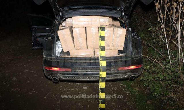 Un Audi Q7 urmărit de polițiștii de frontieră a fost găsit abandonat cu țigări în valoare de aproape 50.000 de euro