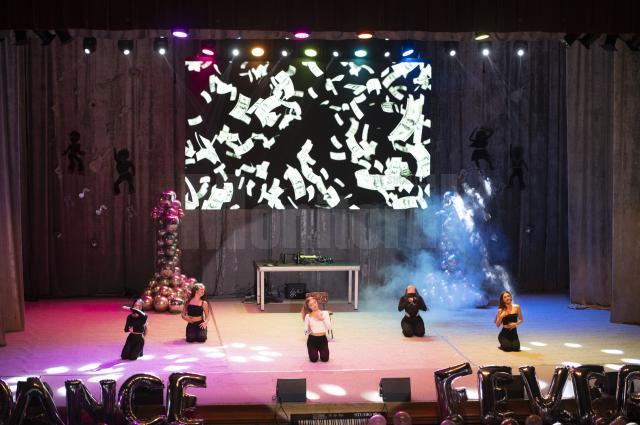 „Dance Fever”, la Balul Bobocilor de la Liceul cu Program Sportiv Suceava