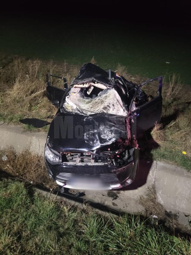 Autoturismul răsturnat vineri noapte