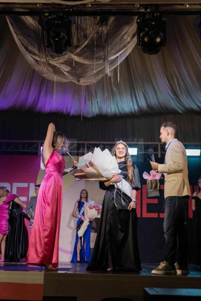 Titlul de Miss Boboc i-a revenit Evelinei Harasemciuc