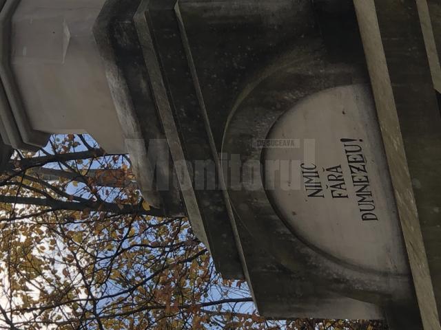 Ziua Veteranilor a fost comemorată la monumentul eroului poet Ioan Grosaru din satul Păiseni