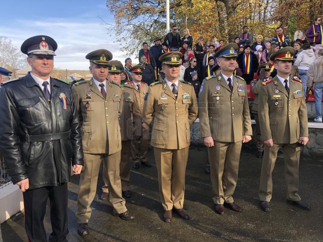 Ziua Veteranilor a fost comemorată la monumentul eroului poet Ioan Grosaru din satul Păiseni