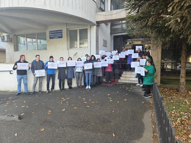 Protest spontan la Direcția de Sănătate Publică Suceava