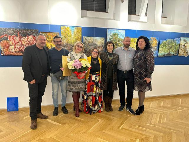 „Spiritul Pădurii”, o expoziție plină de culoare vernisată la Muzeul Arta Lemnului