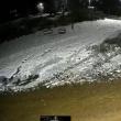 Un adolescent a furat mașina mamei și s-a izbit într-o troiță