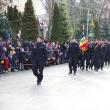 Defilare cu 200 de soldați, expoziție de tehnică militară, vin fiert și fasole cu ciolan, ...