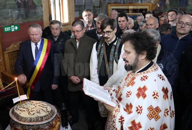 Biserica „Sfinții Mucenici Mercurie și Ecaterina”, construită la Rădășeni în urmă cu 412 ani, și-a sărbătorit hramul