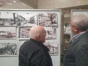 Expoziția „Suceava între ieri și azi”, inaugurată în sediul Primăriei Suceava