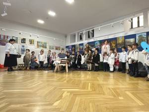 Micii bucovineni ne învață ce înseamnă cinstea pentru istorie și pentru înaintașii poporului român!