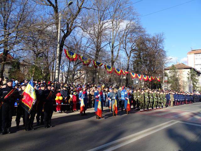 Restrictii circulatie pe bulevardul principal, unde are loc parada de 1 Decembrie