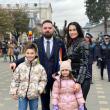 Vlad Popescu Piedone alături de familia sa la manifestările de la Fălticeni de Ziua Națională