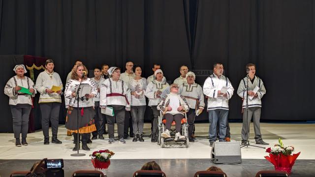 „Deschide ochii, deschide inima”, un spectacol emoționant, la Teatrul „Matei Vișniec”