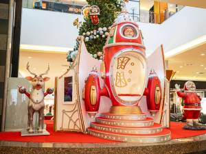 Ateliere de creație pentru copii și „Crăciunul Cosmic”, la Iulius Mall Suceava