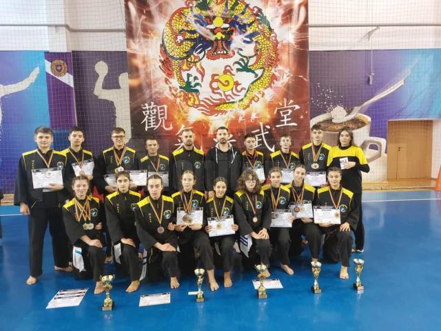 Robert Achiriloaie, două medalii de aur şi una de argint