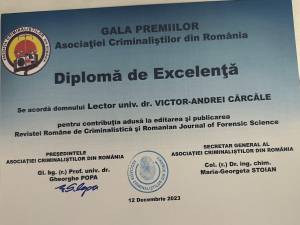 Diploma primită de universitarul sucevean