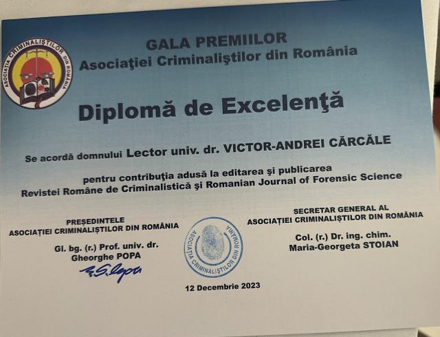 Diploma primită de universitarul sucevean