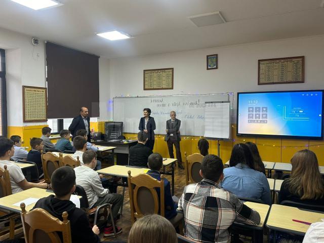 „Educație pentru noua generație”, la școlile din Cornu Luncii și Băișești
