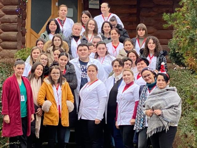 Voluntariat la Colegiul ,,Andronic Motrescu”, în prag de sărbători