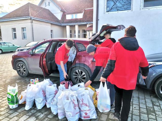 Voluntariat la Colegiul ,,Andronic Motrescu”, în prag de sărbători