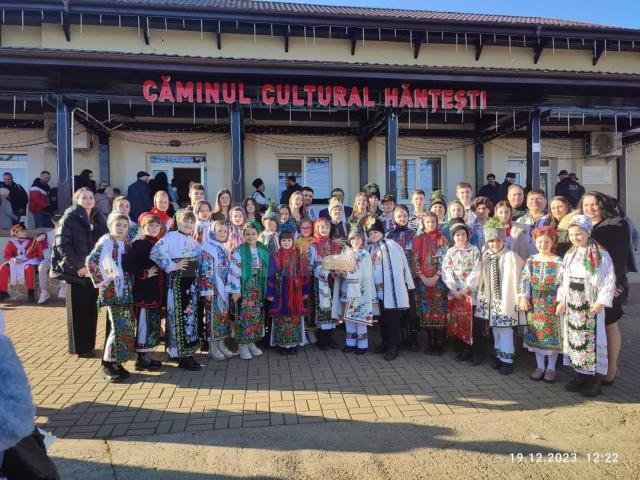 Delegația de la Voloca care a participat la Hănțești la festival