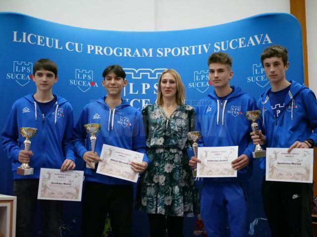 Marea campioana Cristina Casandra alături de atleții laureați pe anul 2023