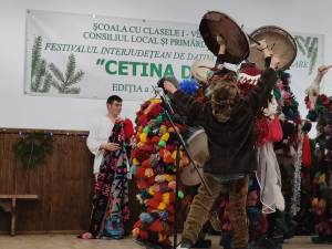 Festival Cetina de brad la Cacica