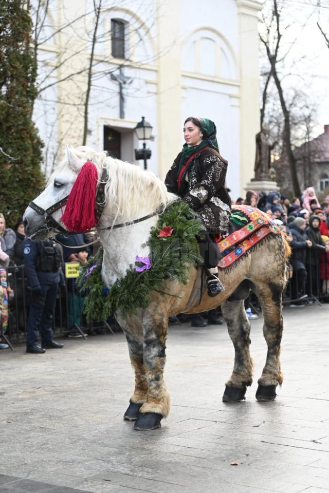 Parada obiceiurilor de iarnă