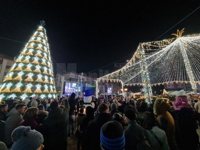 Revelion cu aproape 11.000 de participanți la Suceava, cu Bere Gratis, Amna și superbe focuri de artificii