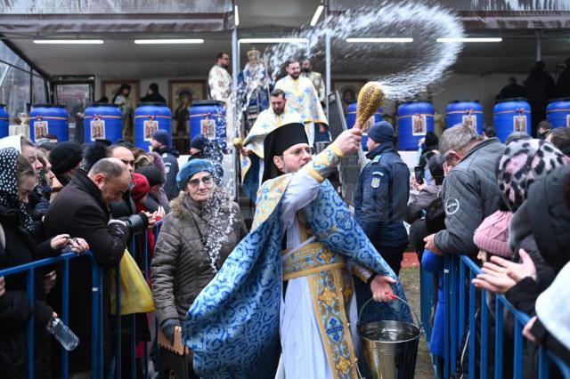 Botezul Domnului, la Mănăstirea ”Sf. Ioan cel Nou de la Suceava”