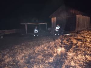 Container distrus în totalitate, după un incendiu