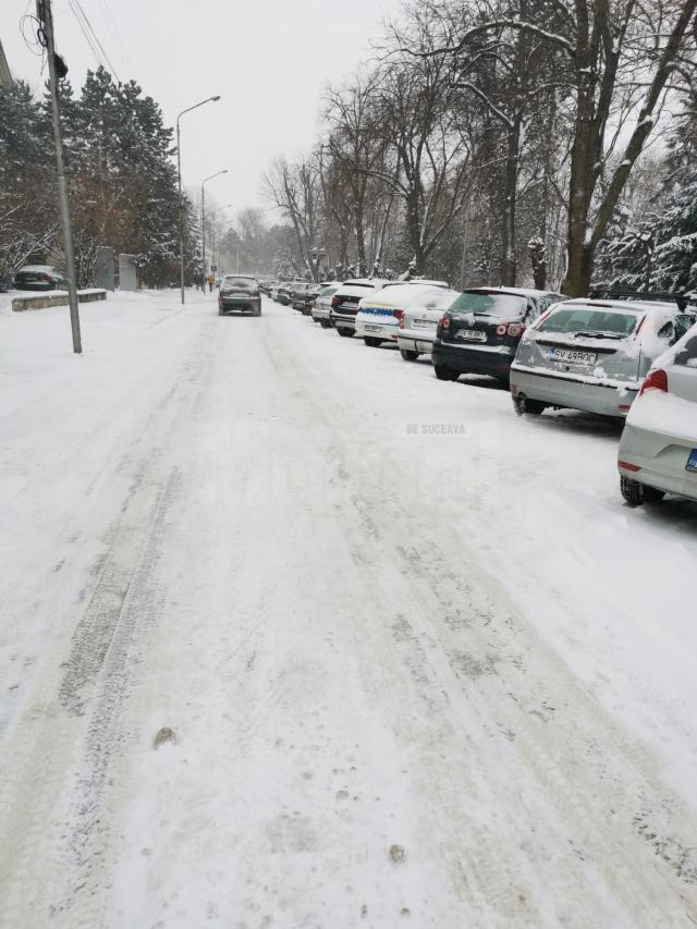 Multe străzi din Rădăuți nu au fost deszăpezite