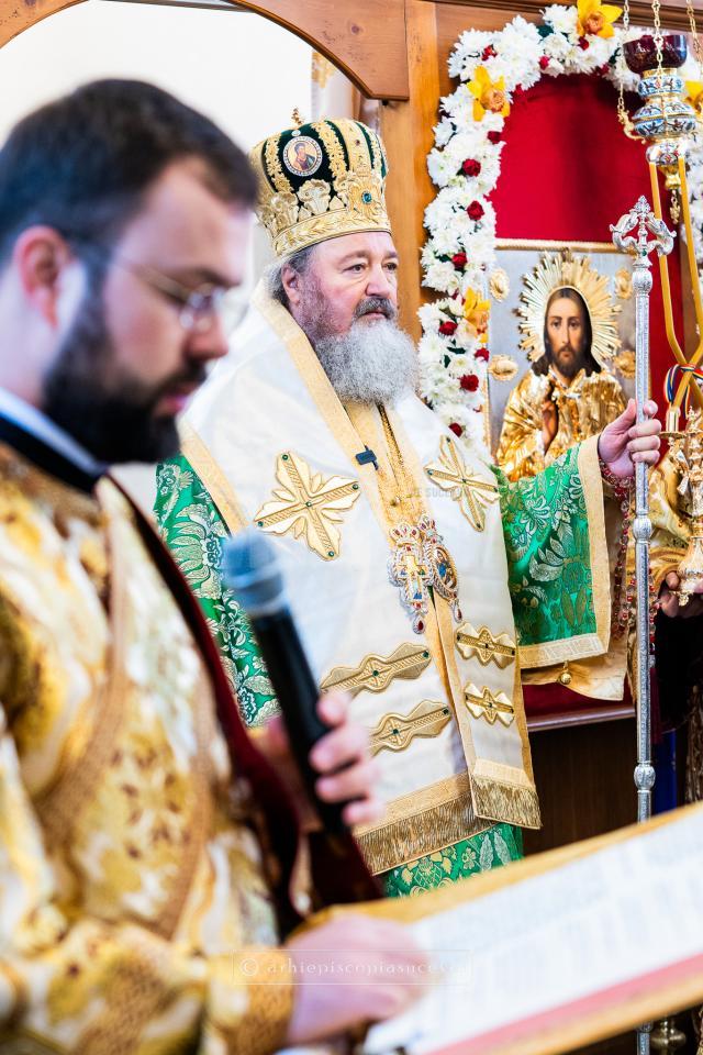 Liturghie arhierească la doi ani de la redeschiderea Mănăstirii Arbore