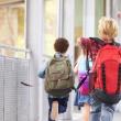 Peste 31.000 de preșcolari și elevi nevoiași vor primi tichete de 500 de lei pentru ...