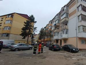 Locatarii din 20 de apartamente din blocul din Burdujeni afectat de explozie primesc și în acest an sprijin financiar de la Primăria Suceava